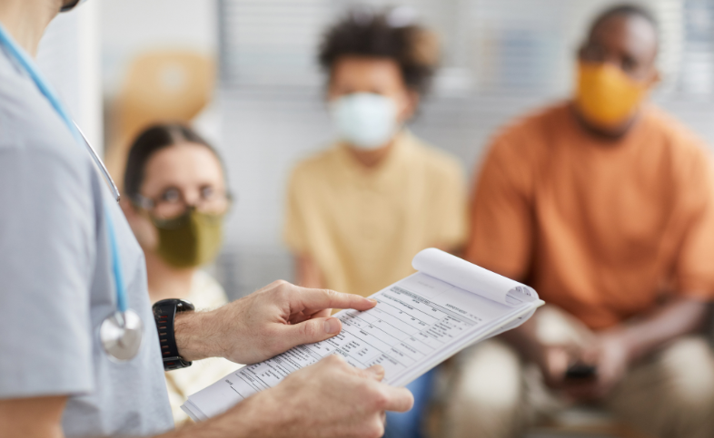 Medical students with clipboard